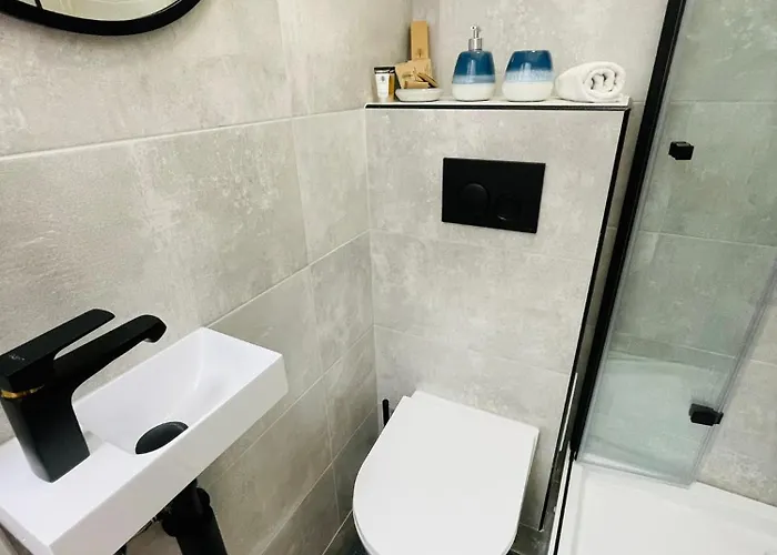 Mini Chrobrego Przy Plazy Z Loggia Apartman